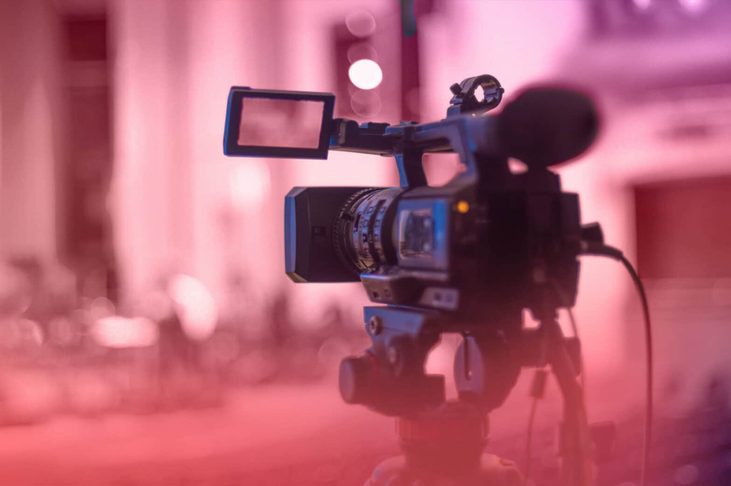 Spiritualitas Tradisi dan Teknologi di Era Modern: 6 Fakta Mengejutkan Gen Z Indonesia 2025